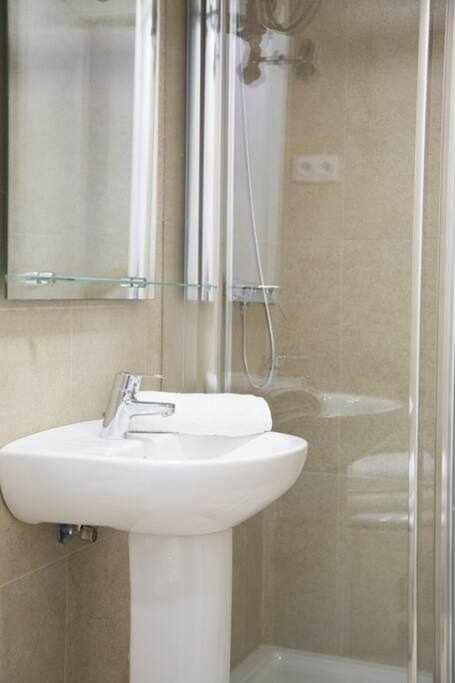 Comodo Y Agradable Estudio En Madrid Centro A3 Экстерьер фото