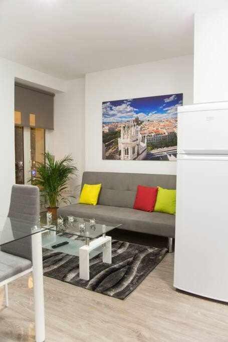 Comodo Y Agradable Estudio En Madrid Centro A3 Экстерьер фото
